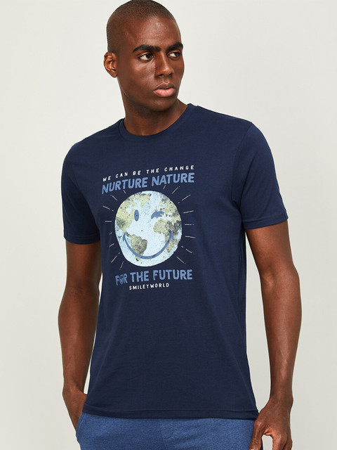 

SmileyWorld Men Navy Blue Printed Slim Fit T-shirt