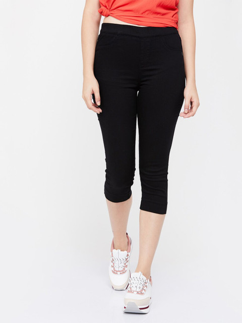 

Xpose Women Black Solid Skinny Fit Capris