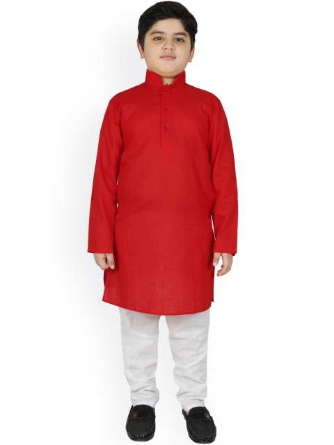 

SG YUVRAJ Boys Maroon Pure Cotton Kurta with Salwar