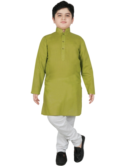 

SG YUVRAJ Boys Green Pure Cotton Kurta with Pyjamas