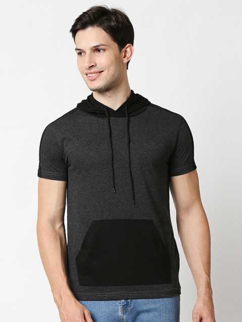 

Bewakoof Men Solid Grey And Black T-shirt