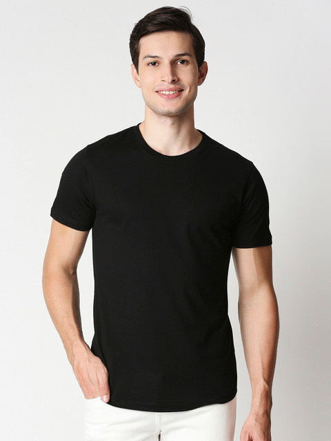 

Bewakoof Men Black Pure Cotton Solid Round Neck T-shirt