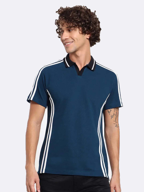 

Bewakoof Men Navy Blue & White Side Striped Polo Collar T-shirt