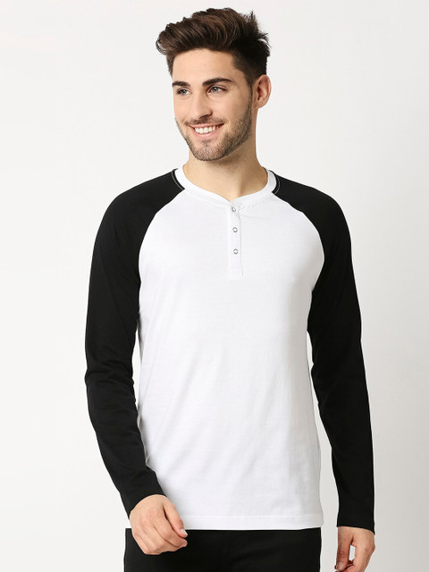 

Bewakoof Men White & Black Colourblocked Henley Neck T-shirt