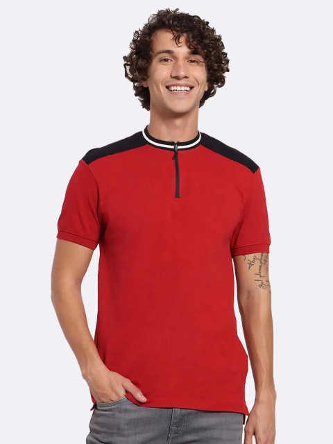

Bewakoof Men Red & Black Colourblocked Mandarin Collar T-shirt