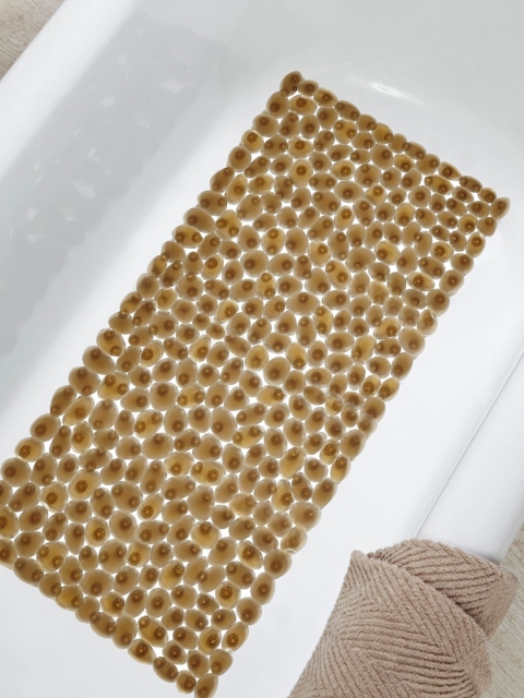 

OBSESSIONS Beige Cobble Shower Mat
