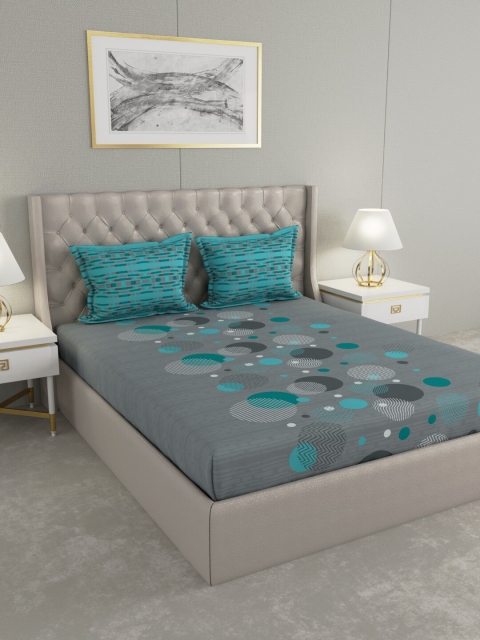 

Raymond Home Grey & Teal Blue Geometric 140 TC King Bedsheet with 2 Pillow Covers