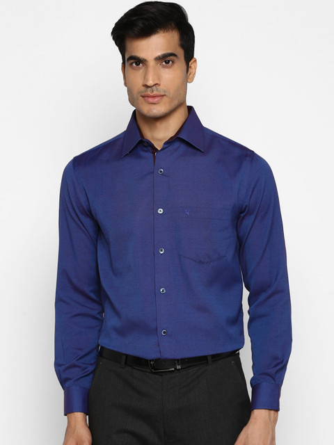 

Cantabil Men Blue Slim Fit Formal Shirt