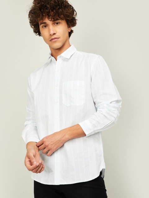 

CODE by Lifestyle Men White Slim Fit Striped Casual Shirt