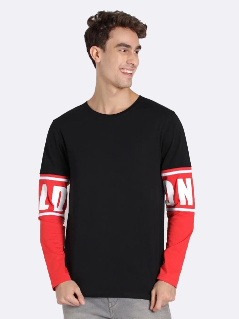 

Bewakoof Men Black Colourblocked Round Neck Cotton T-shirt