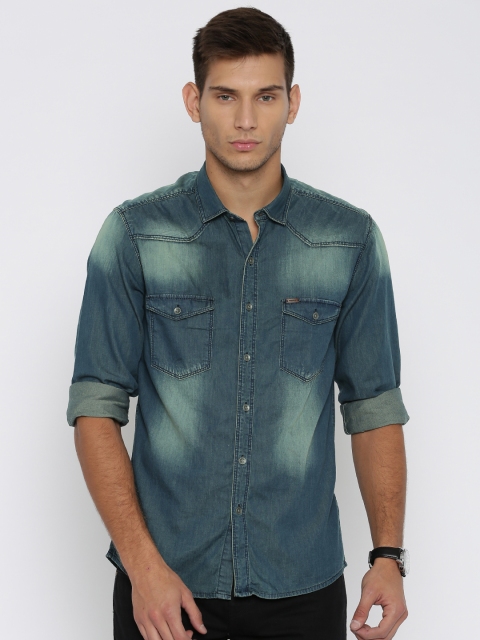 

People Men Blue Slim Fit Chambray Casual Shirt