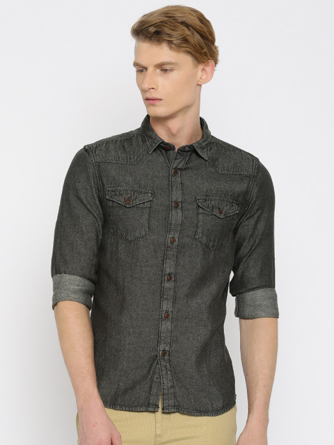 

People Men Charcoal Grey Regular Fit Faded Casual Shirt