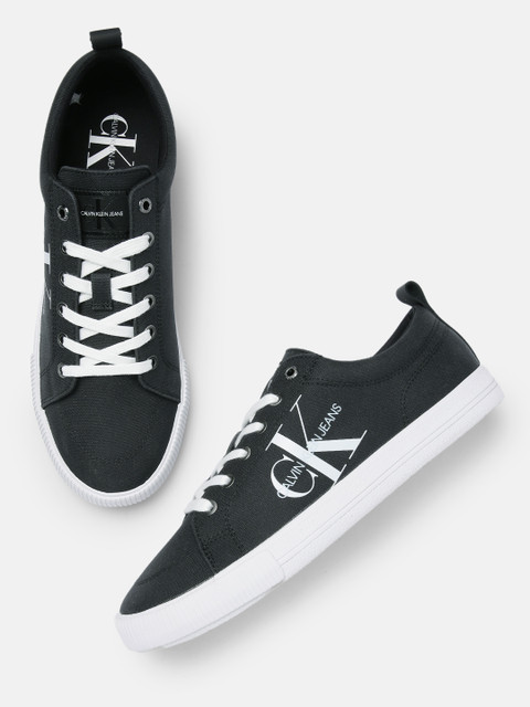 

Calvin Klein Men Black Vulcanized Sneakers