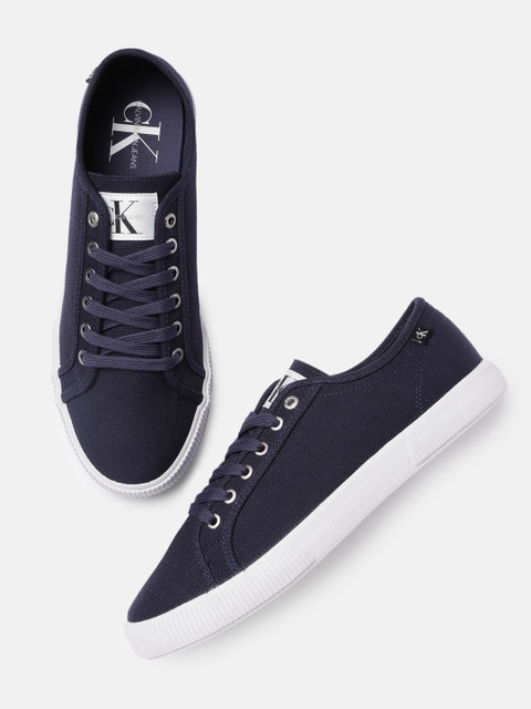 

Calvin Klein Men Navy Blue Vulcanized Sneakers