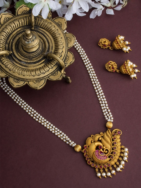 

Alankruthi Women Gold-Plated Pink & White Stone-Studded & Beaded Temple Jewellery Set