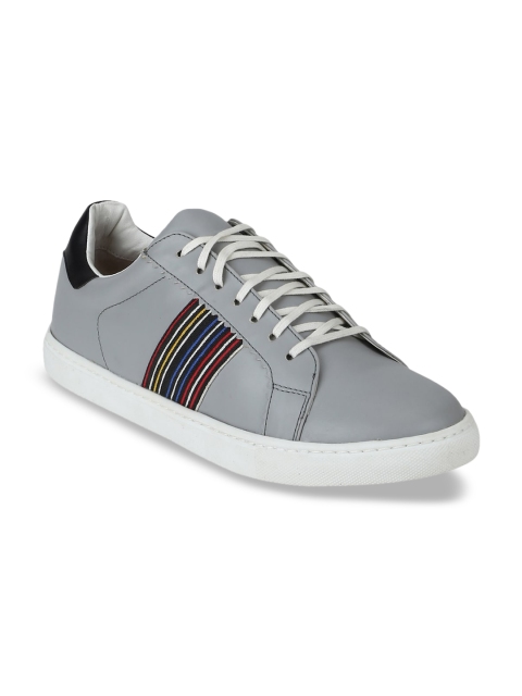 

Aditi Wasan Men Grey Striped Sneakers