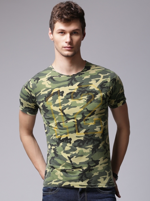 

YWC Men Olive Printed Round Neck T-shirt