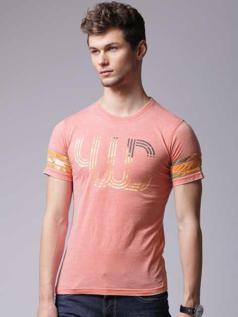 

YWC Men Pink Printed Round Neck T-shirt