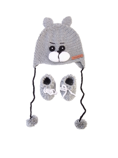 

The Original Knit Boys Set of Grey & White Handmade Beanie & Booties
