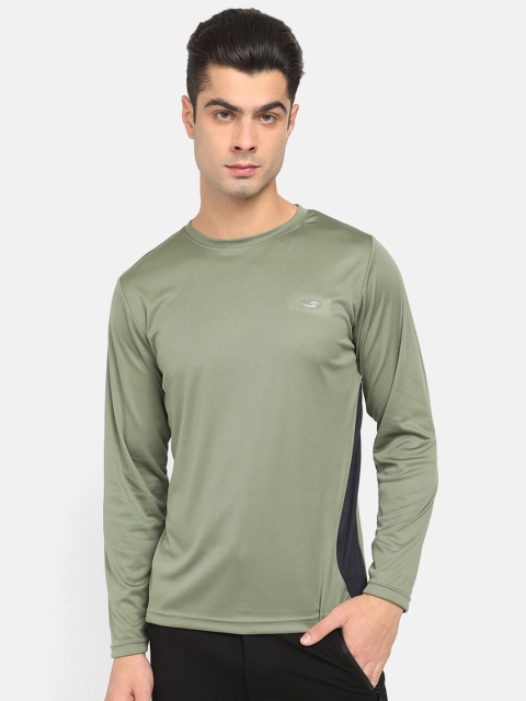 

V2 Value & Variety Men Green Colourblocked T-shirt