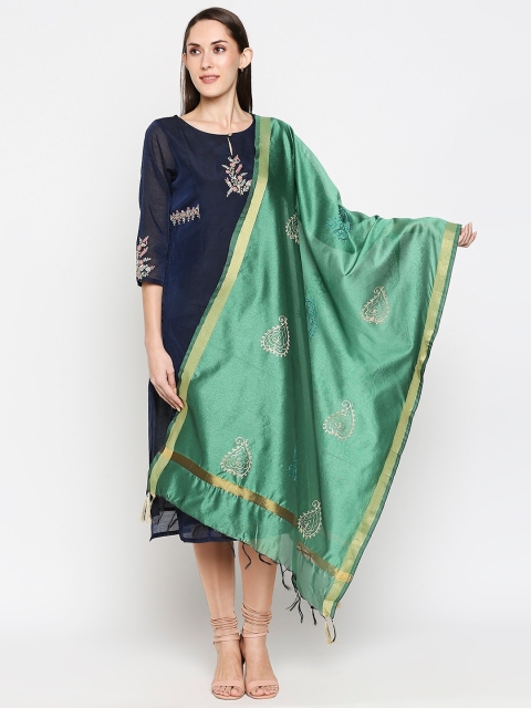 

Get Wrapped Green & Gold-Toned Paisley Embroidered Dupatta with Thread Work