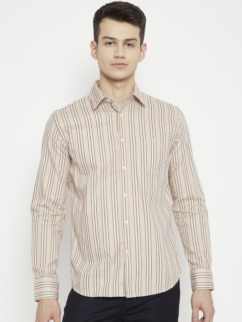 

Crimsoune Club Men Beige Slim Fit Striped Casual Shirt