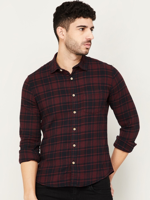 

Forca by Lifestyle Men Black and Maroon Cotton Tartan Checked Casual Shirt