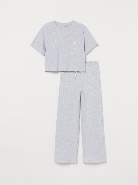 

H&M Girls Grey Solid T-shirt with Pyjamas