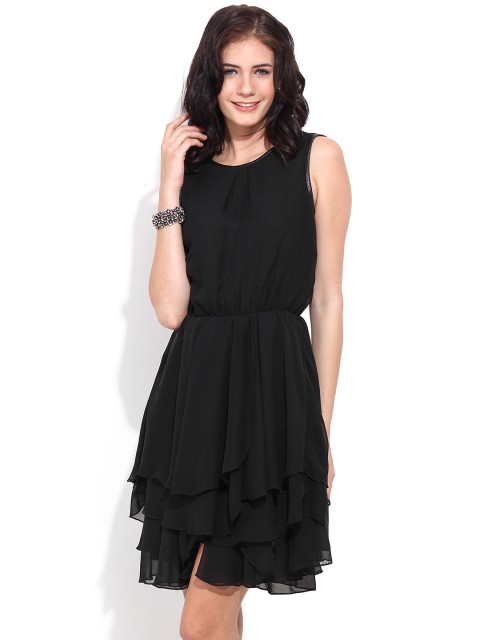 

Trend Arrest Women Black Solid Polyester Layered Dress