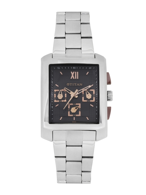 

Titan Men Black Chronograph Watch NH1679SM02