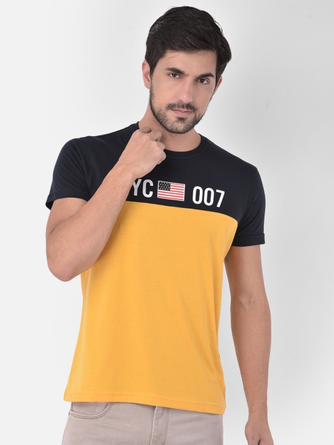

COBB Men Yellow & Black Colourblocked T-shirt