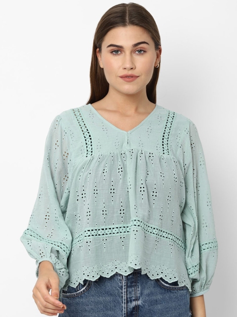 

AMERICAN EAGLE OUTFITTERS Green Schiffli A-Line Top