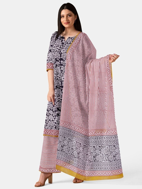 

Taneira Black & White Printed Pure Cotton Unstitched Dress Material