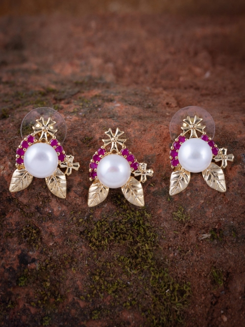 

Alankruthi Gold-Plated & Pink Cubic Zirconia American Diamond-Studded Contemporary Pendant