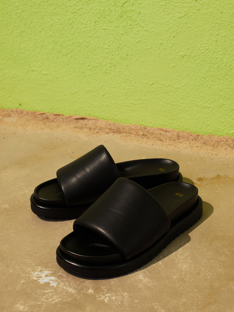 

H&M Women Black Open Toe Flats