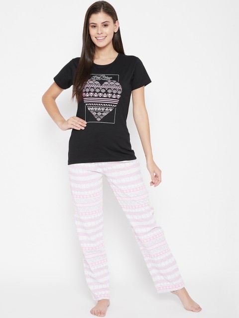 

Clovia Women Black & Pink Printed Night Suit