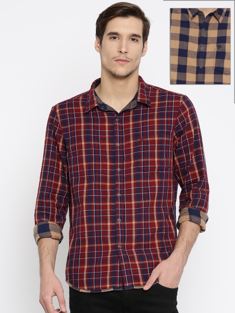 

Roadster Men Navy & Beige Checked Reversible Casual Shirt, Navy blue
