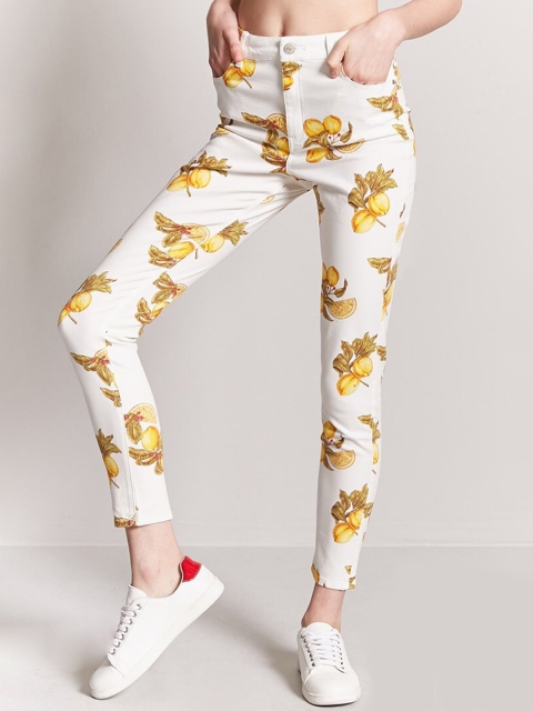 

FOREVER 21 Women White High-Rise Floral Printed Trousers