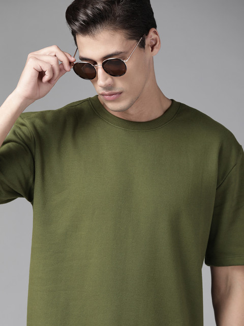 

Roadster Men Olive Green Solid Sweatshirt