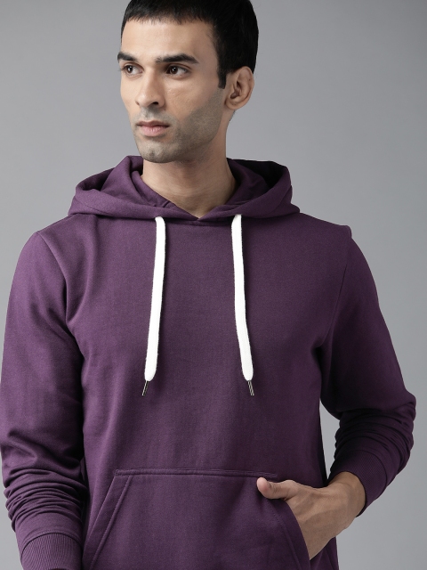 

Roadster Men Aubergine Hooded Sweatshirt, Purple