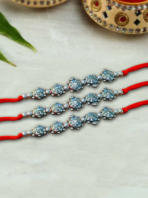 

nestroots Red & Blue Greeting Card & 3 Kalawa Rakhi Set