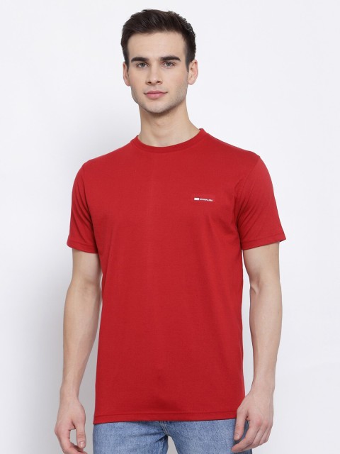 

UNICOPS Men Red Solid T-shirt