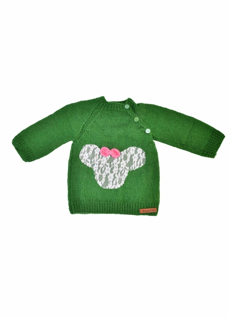 

The Original Knit Girls Green Handmade Pullover Sweater With Applique Detail