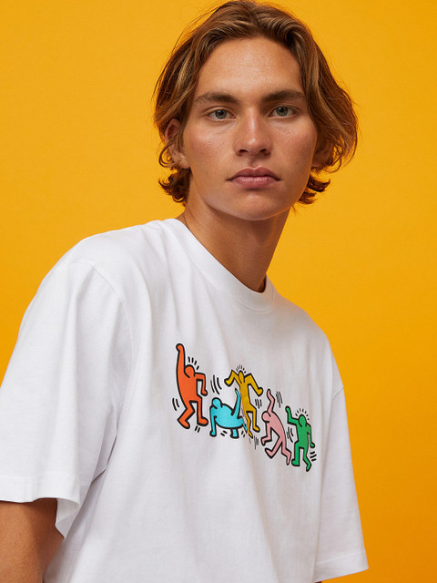 

H&M Men White Relaxed Fit T-shirt
