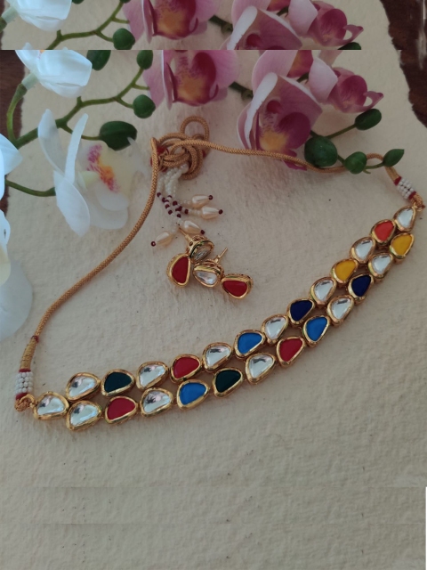 

Binnis Wardrobe Set of Gold-Toned & White Brass Choker Necklace & Earrings