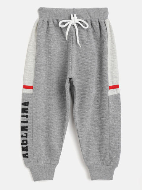 

GAME BEGINS Boys Grey Melange Solid Joggers with Printed Detail