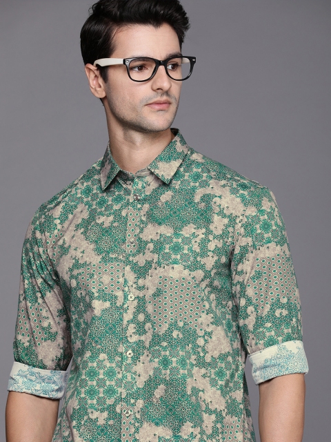 

Louis Philippe Sport Men Green Classic Fit Opaque Printed Casual Shirt