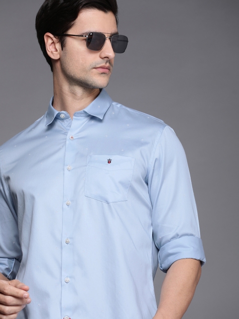 

Louis Philippe Sport Men Blue Solid Slim Fit Casual Shirt