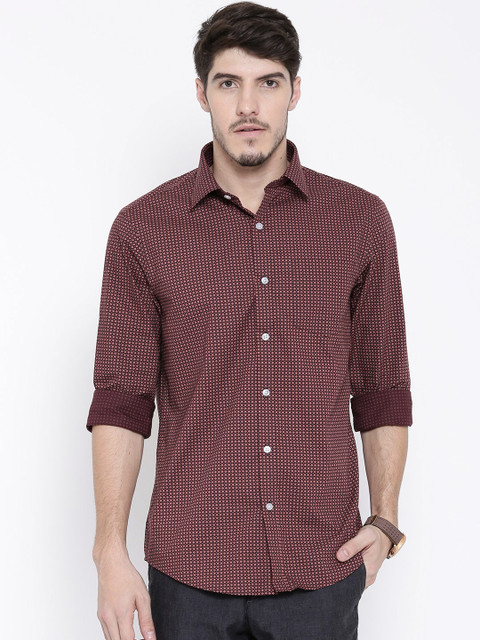 

Arrow Men Burgundy Slim Fit Printed Casual Shirt