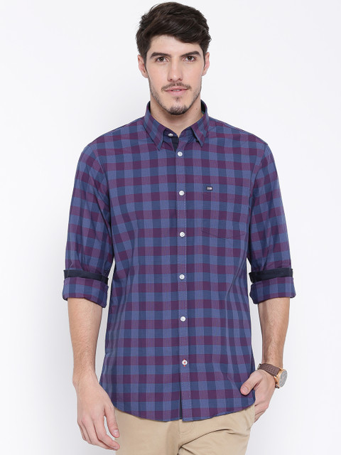 

Arrow Sport Men Blue Slim Checked Casual Shirt